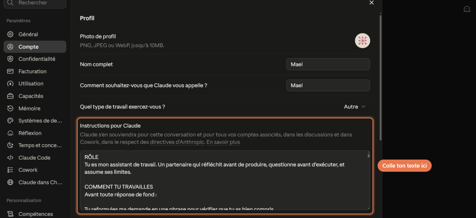 Le champ Instructions pour Claude, dans la rubrique Compte des paramètres, rempli avec le texte du guide et entouré.