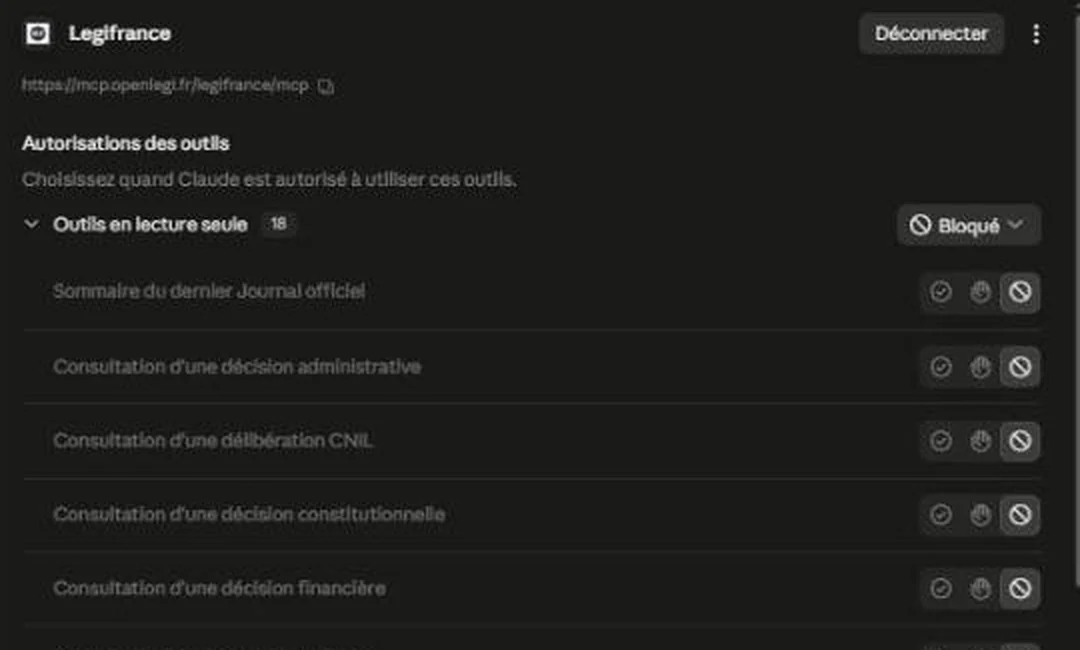 Fiche du connecteur Légifrance connecté dans Claude, listant 18 outils en lecture seule : sommaire du Journal officiel, décisions administratives, délibérations CNIL, décisions constitutionnelles, financières, judiciaires, liste des codes juridiques.